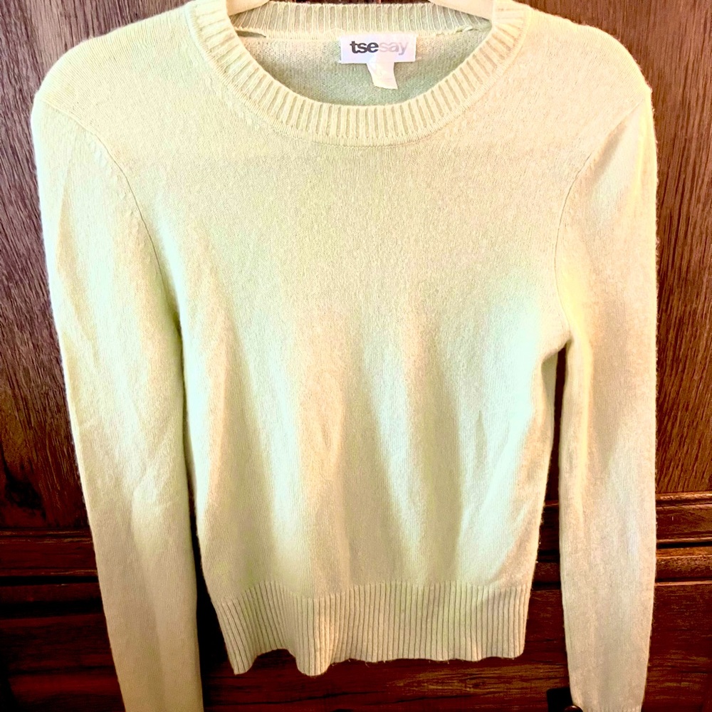 TSE Light green cashmere sweater